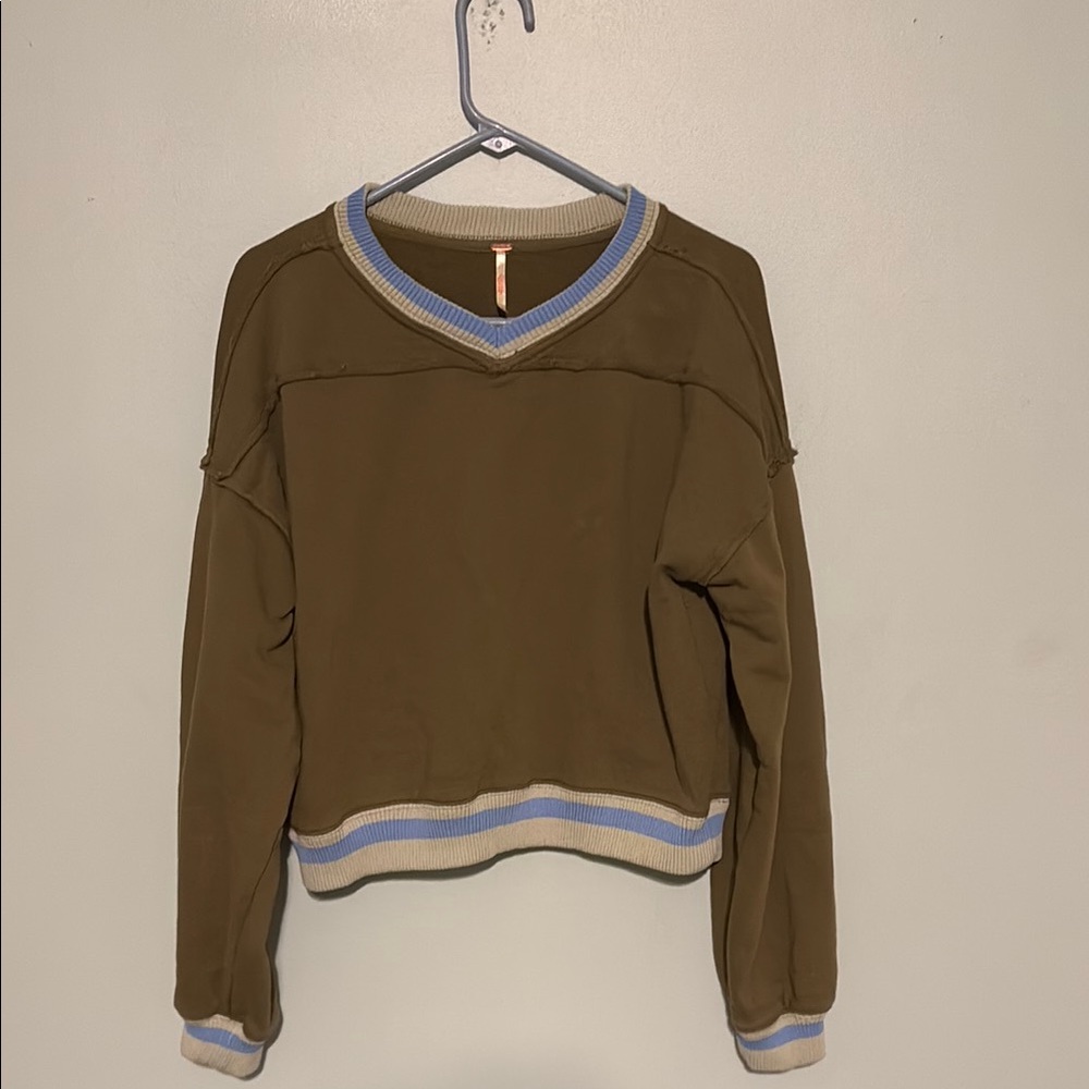 Free people v neck sweatshirt